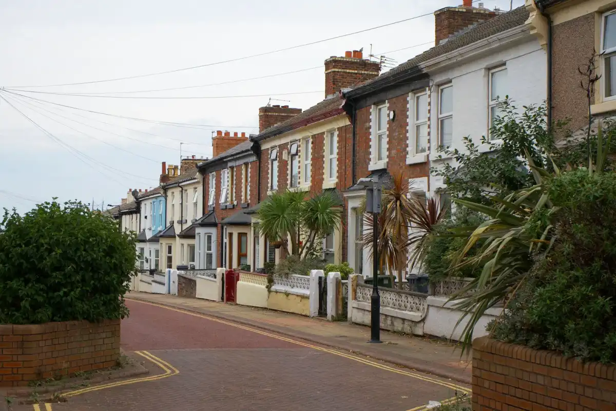 Residential street of terraced houses – residential locksmith Farnborough coverage across the city by Locksmith Farnborough